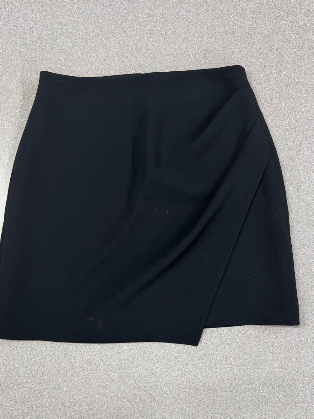 Wilfred Classic Crepe Black Wrap-Front Style Asymmetrical Hem Women's Skirt